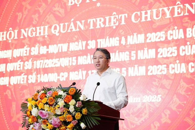 Quán triệt chuyên sâu các Nghị quyết về đổi mới công tác xây dựng và thi hành pháp luật